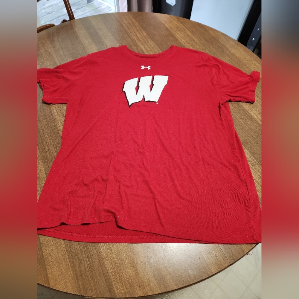 Under armor mens 2xl shirt
